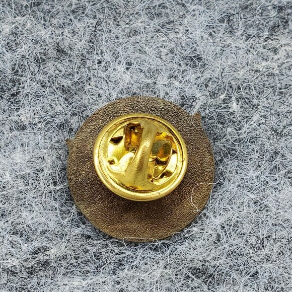 The President's Volunteer Service Award Lapel Pin, September 11, 2001 - Picture 2 of 4